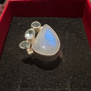 Rainbow Moonstone & Topaz 6.5